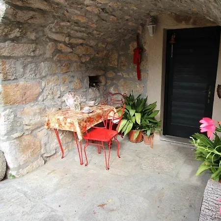 Puric Apartment *
